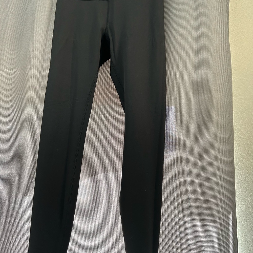lululemon Black Wunder Train High Rise Tight 28 inch